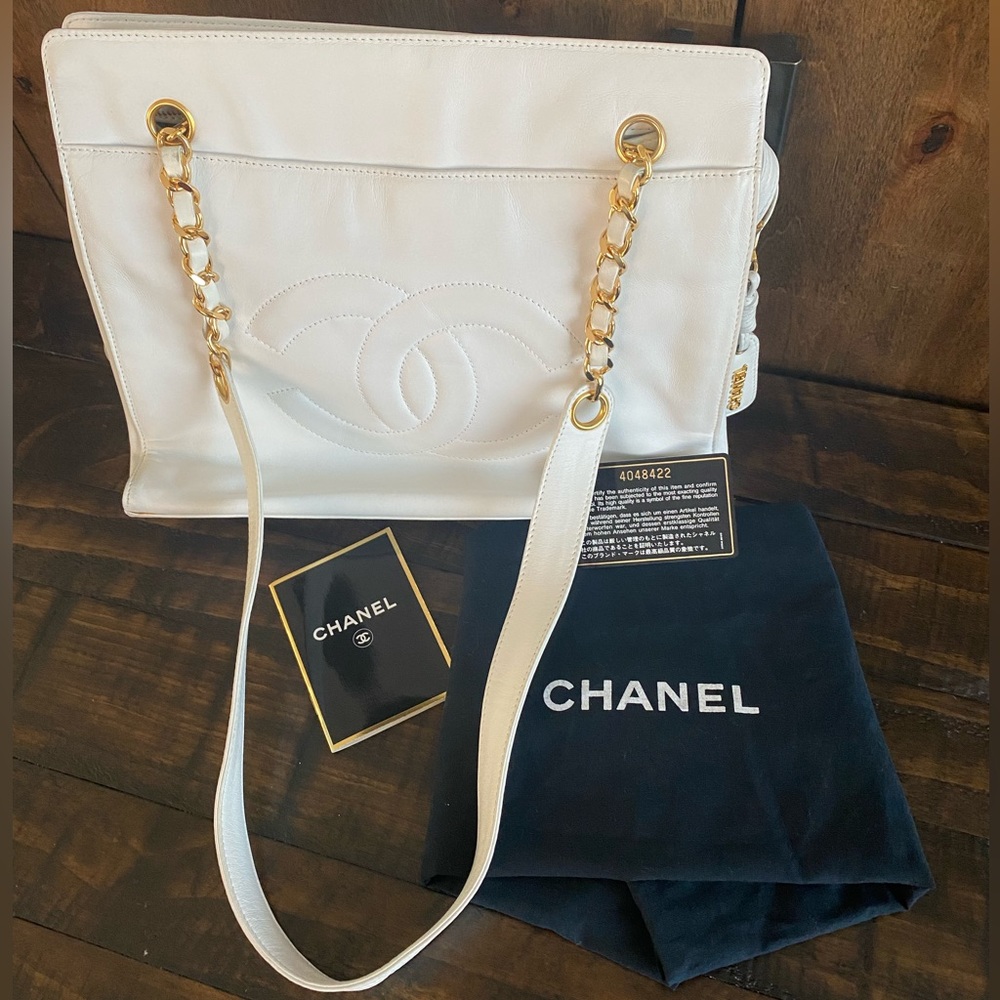 Vintage Chanel lambskin